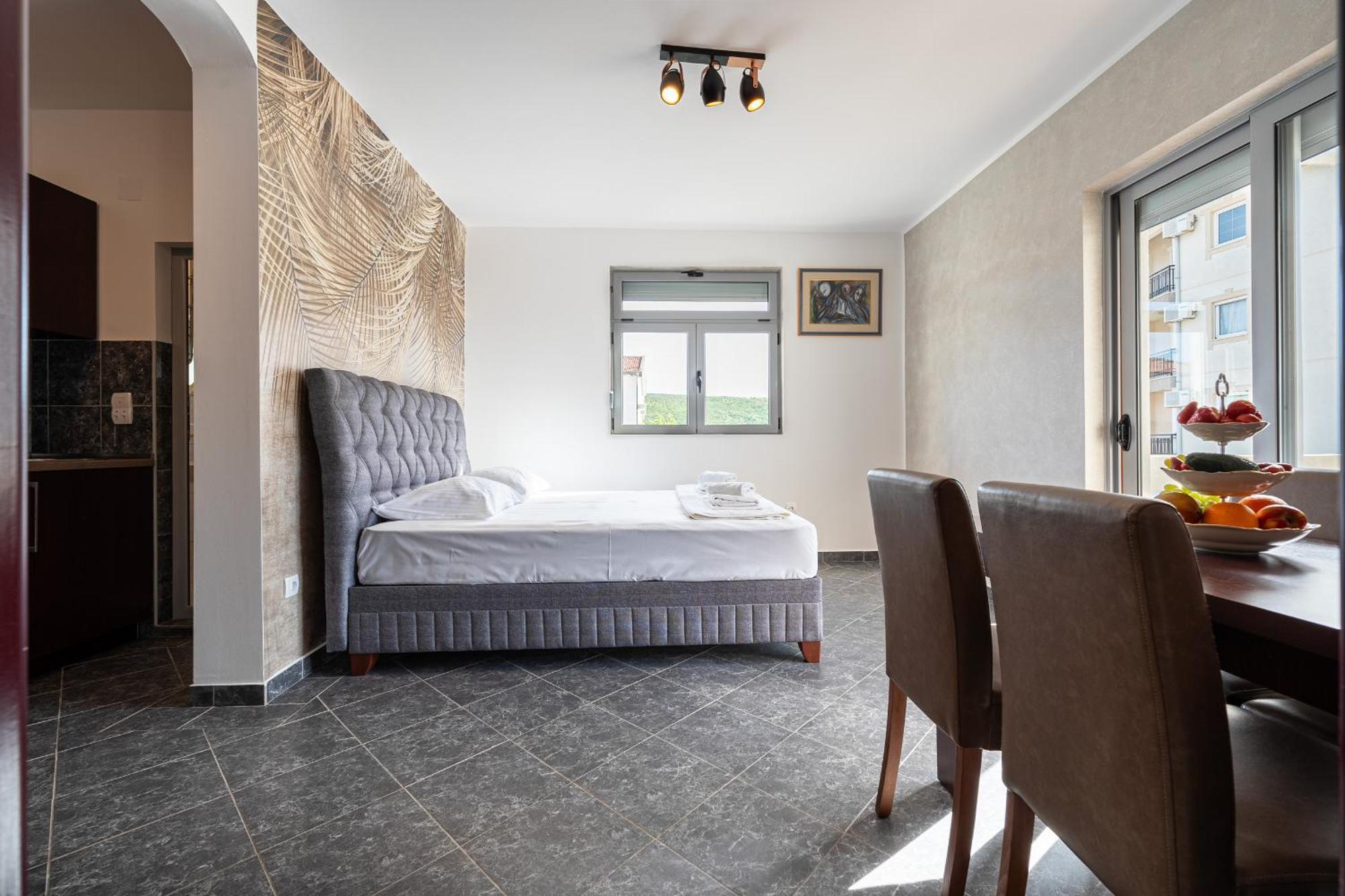 Delfin Appartement Sutomore